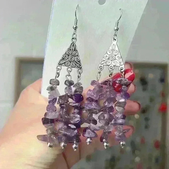 Silver tone amethyst vintage earrings - Picture 9 of 12